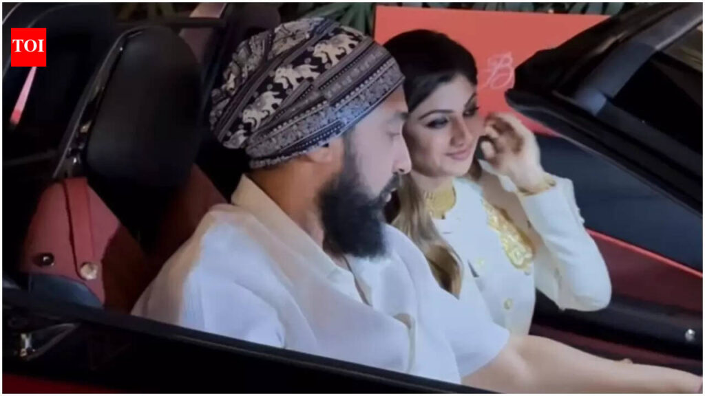 Shilpa Shetty and Raj Kundra step out for dinner with friends hours after he walks out on bail in money laundering case |