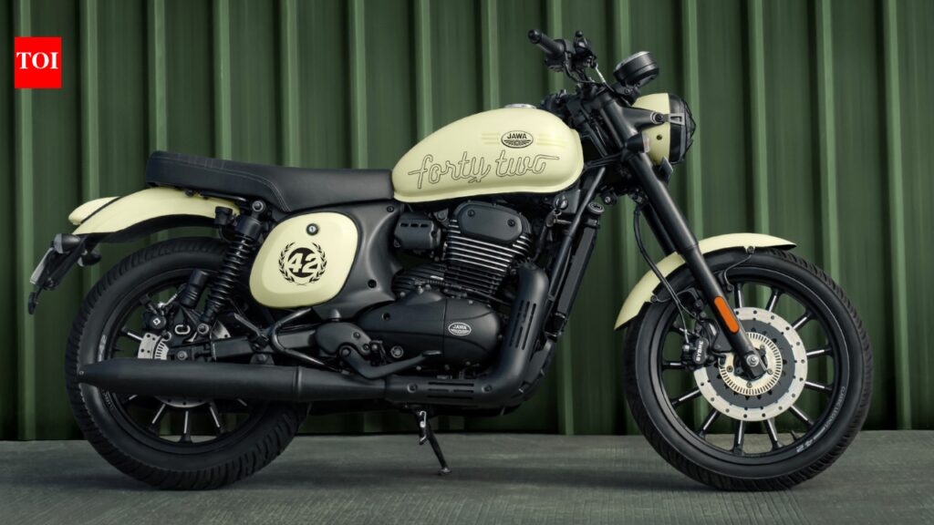 Jawa 42 gets new Ivory colour option: Price, details here