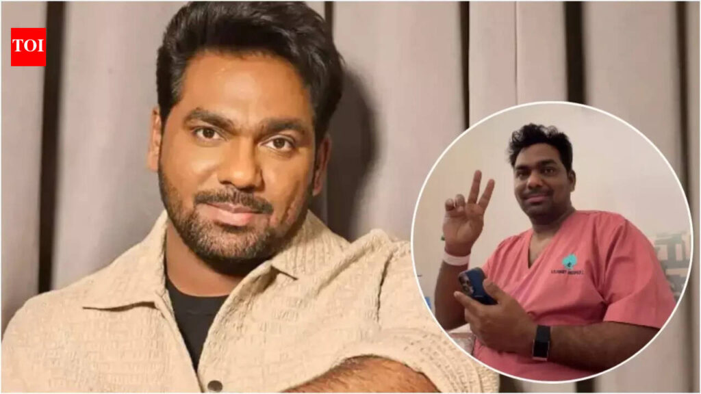 Zakir Khan hospitalized in Mumbai? Viral video of the stand-up comedian in a hospital robe sparks fan concern |