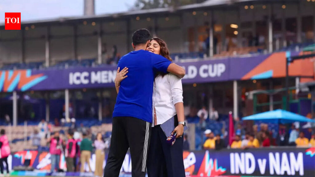 ‘Kidney touching…’: Sanjana Ganesan teases Jasprit Bumrah for his anniversary post | Cricket News