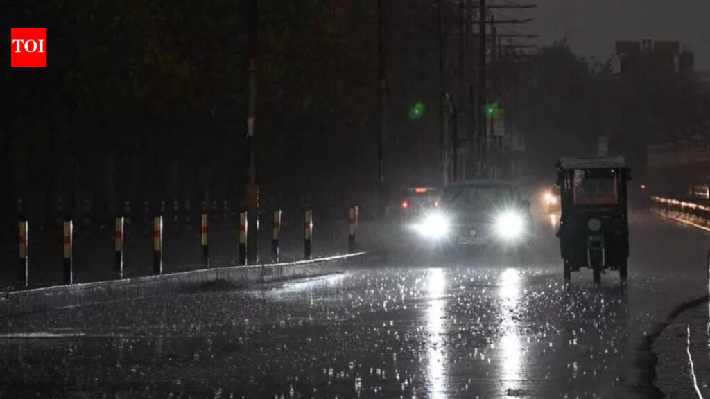 Rain and thunderstorm lash UP; Lucknow records March’s ‘coolest day’ | Lucknow News
