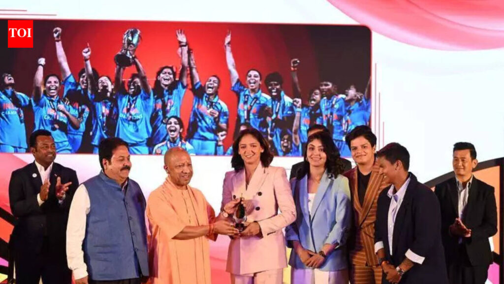 A dazzling celebration & dancing queens of cricket | Lucknow News