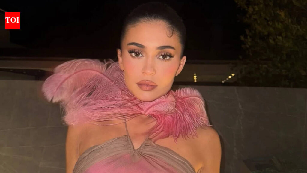 Kylie Jenner Mansion For Sale: Kylie Jenner puts her USD 20 million mansion on sale: Inside her lavish California abode | English Movie News