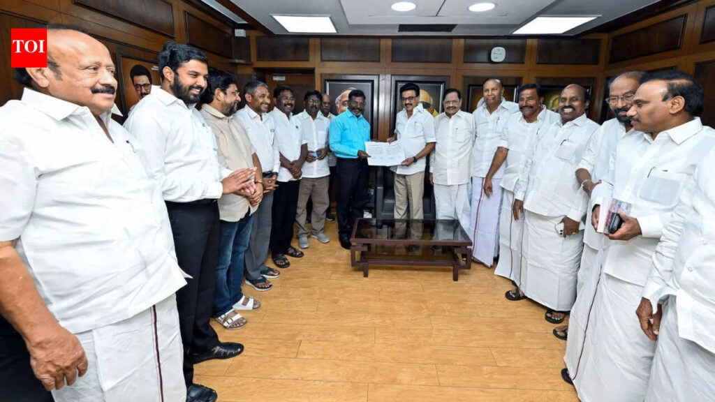 Tamil Nadu Assembly Polls: Tamil Nadu assembly polls: DMK gives seats to more than 60 fresh faces, retains most ministers | Chennai News