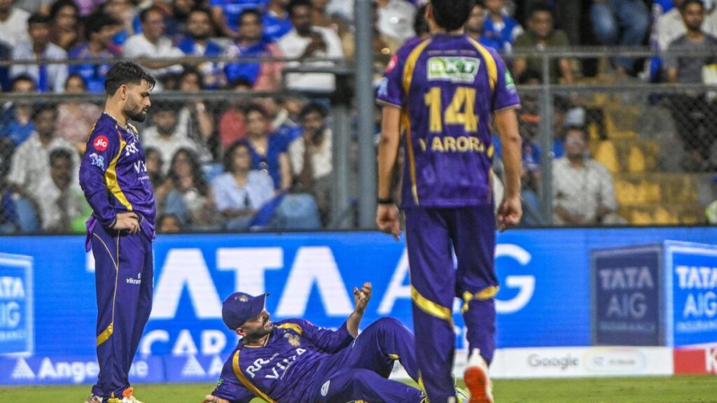Ajinkya Rahane limps off the field in MI-KKR IPL clash