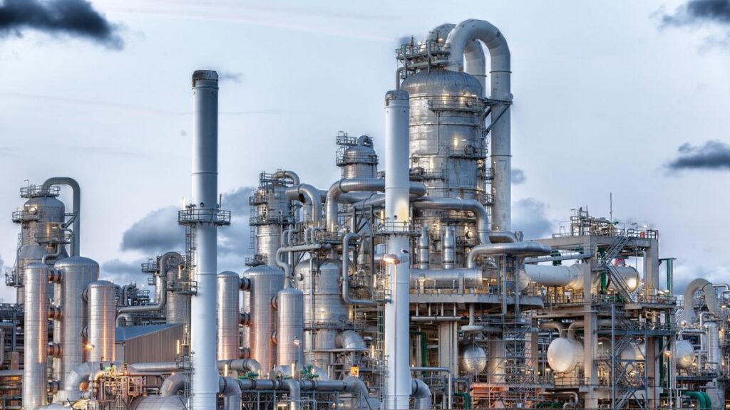 Refiners in India, elsewhere in Asia look to buy Iranian oil after U.S. waives sanctions