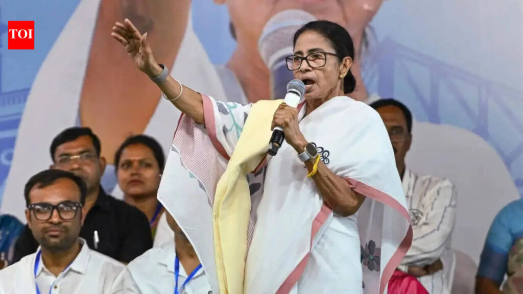 Mamata Banerjee Dances at Tentulia Rally, Criticizes BJP | India News
