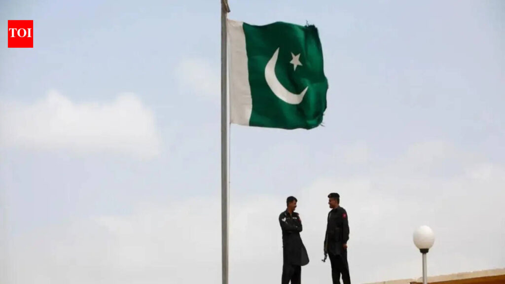 ‘No gas for roti, naan’: Karachi families struggle as unannounced cuts enter second week