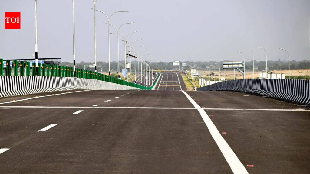 Lucknow-Kanpur Expressway set to be launched by PM this month | Lucknow News