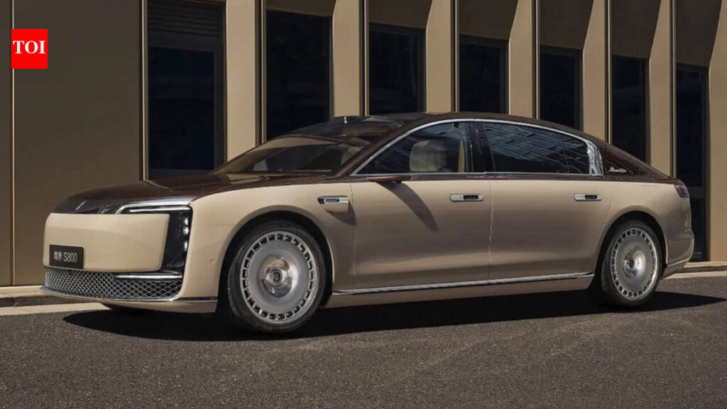 Huawei build a $104,000 sedan that’s outselling the Mercedes-Maybach in China