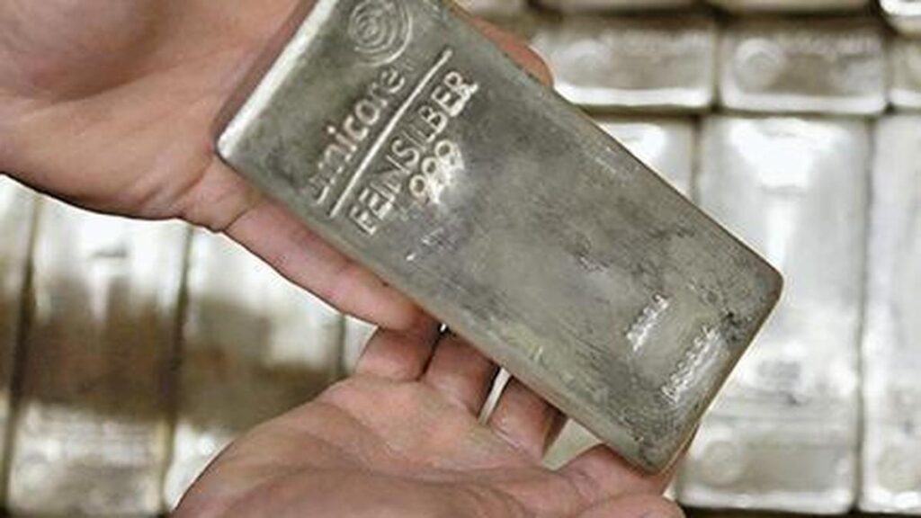 Govt imposes import curbs on silver