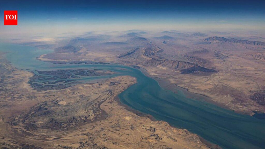 Iran closes Hormuz Strait again over Israel attacks on Lebanon that killed over 20