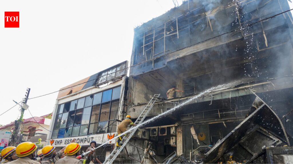 15 dead in Lucknow fire: Building was residential on paper, commercial in reality, says LDA; 16 officials under scanner | Lucknow News