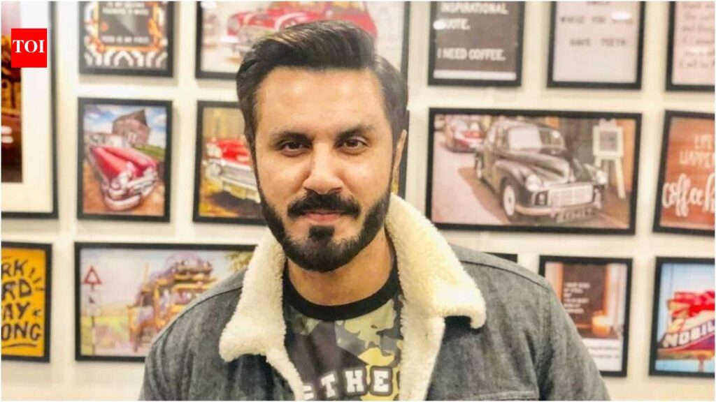 Mustapha Zahid: Pakistani singer Mustafa Zahid reacts as Amaal Mallik recreates ‘Awarapan’ songs for sequel; ‘Borders are dangerous but so is love’ | Hindi Movie News