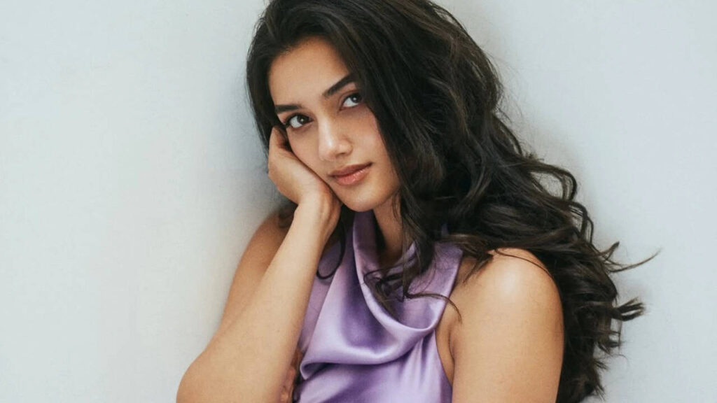 Bhagyashri Borse: Bhagyashri Borse Reflects on Father’s Job Loss and Inspiring Journey in the Film Industry |