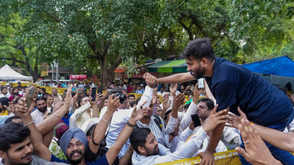Heavy security at Jantar Mantar as CJP gears up for Parliament march: Top developments | India News