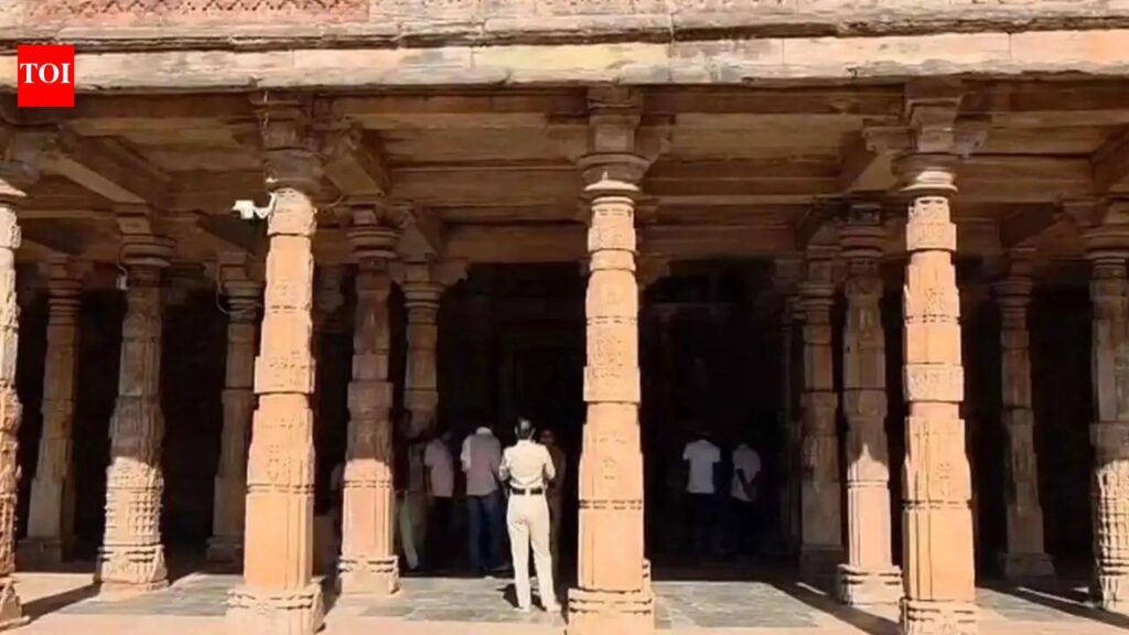 Bhojshala row: SC to hear Muslim side’s plea on alternate namaz site on Friday | India News