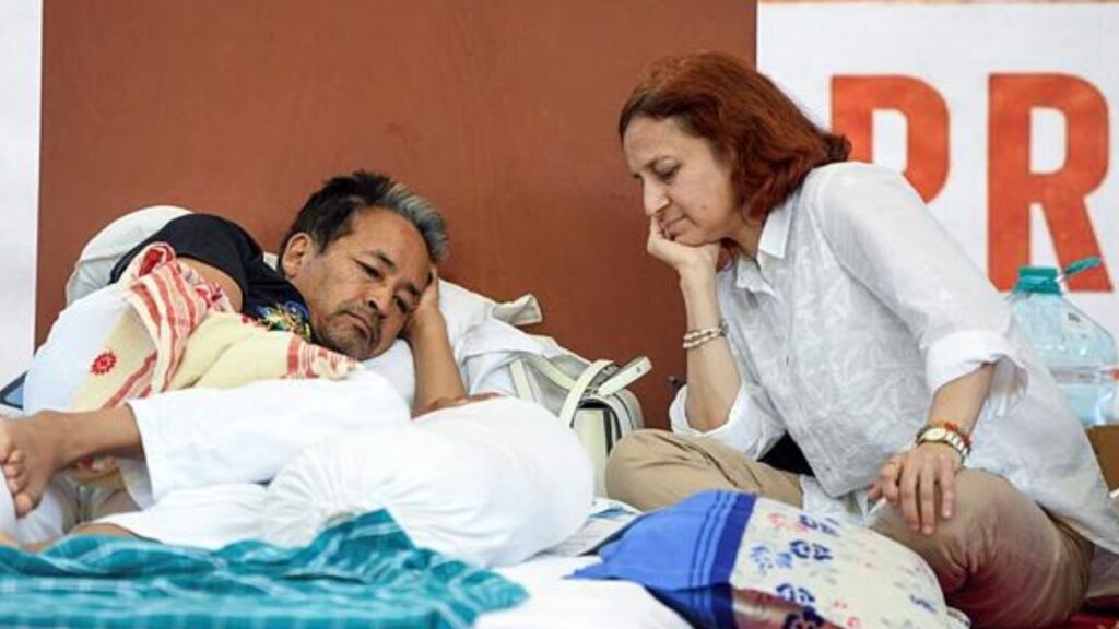 The dilemma for doctors treating Sonam Wangchuk for his hunger strike