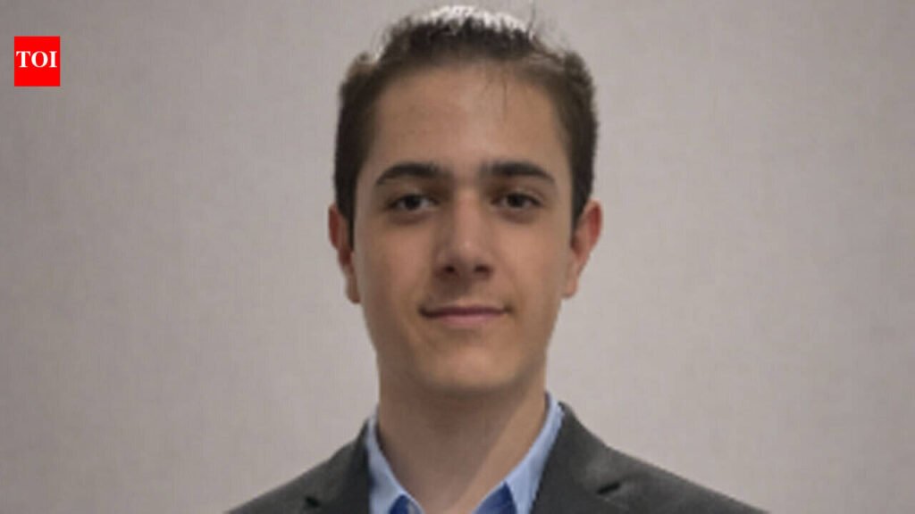 Bulgarian teenager Nikola Veselinov solved a maths puzzle that stumped basic algebra; his theorem won a $75,000 global science award