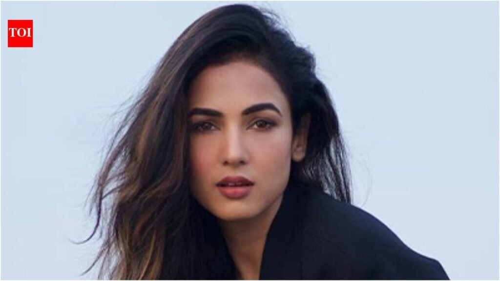 Salman Khan: ‘Aise hi poori country Bhai nahi bolti’: Sonal Chauhan shares heartfelt note for ‘the best bhai’ Salman Khan after viral ‘Alliance’ episode with Sohail Khan | Hindi Movie News