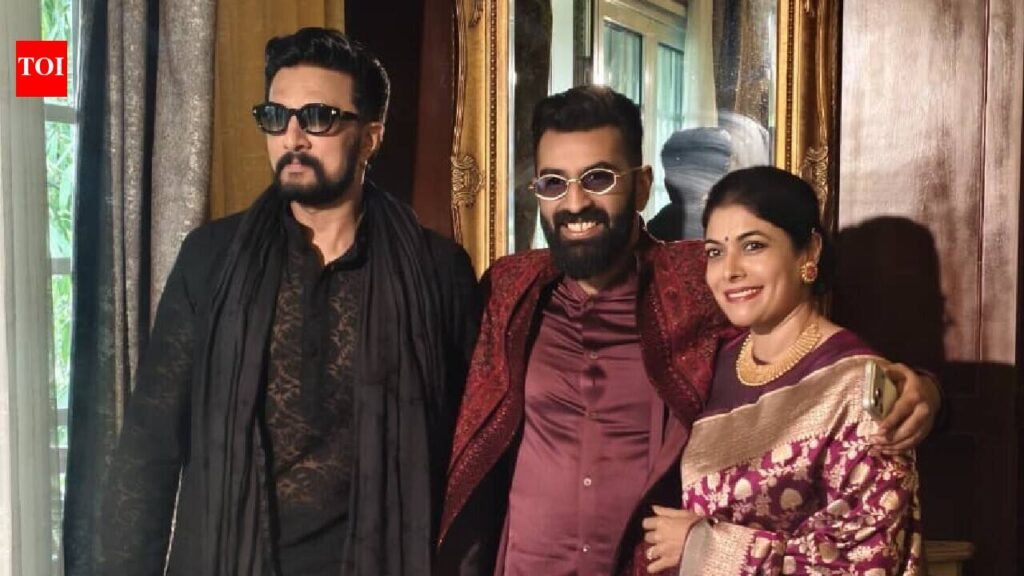 Kichcha Sudeep steals the spotlight by performing Shah Rukh Khan’s romantic song ‘Suno Na Suno Na’ from ‘Chalte Chalte’ at a Bengaluru wedding – Watch | Kannada Movie News